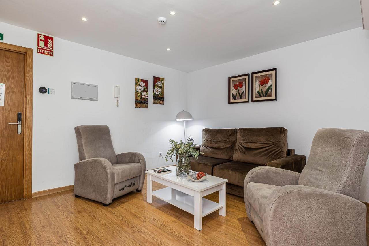 מדריד Waou Apartamentos En Sol Confort 2 מראה חיצוני תמונה